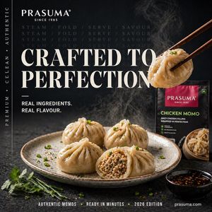 电影感高端小吃广告海报